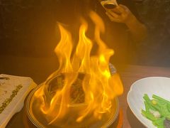 -海派悦庭·海胆烧麦·新融合菜(凯德广场店)