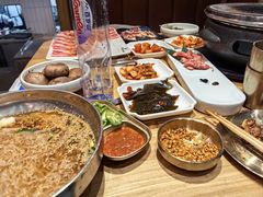 -青瓦餐厅·生鱼片·韩园烤肉(西塔店)