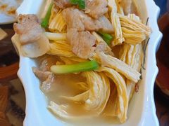 瓦罐煨腐竹-西江美食舫·江西菜(健德桥店)