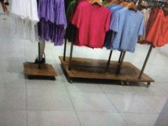 -优衣库(苏州天虹CCMall石路店)