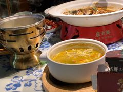 -卢大鲜鱼头捞饭(美利广场店)