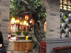 -万里闯关东铁锅炖菜馆(高新旗舰店)