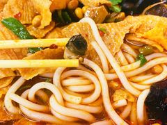 -红鼻子桂林米粉(金唐新光界店)