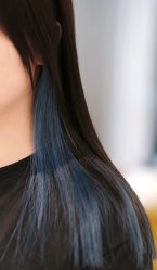 -虫二·专注健康烫染沙龙