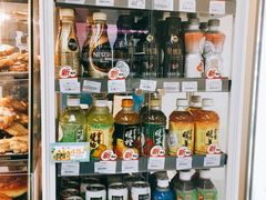 -全家便利店(襄阳南路店)