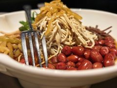 -小厨娘绣中淮扬(总统府大行宫店)