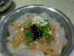 -老码头黑皮肘子锅包肉(赣水路店)