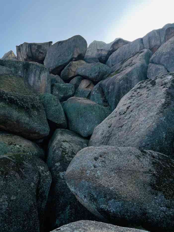 安庆石树风景区-"这是一个小时候经常去玩的地方,现在大门楼.