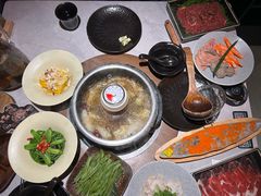 -芸山季·云南野生菌火锅(人民广场来福士店)