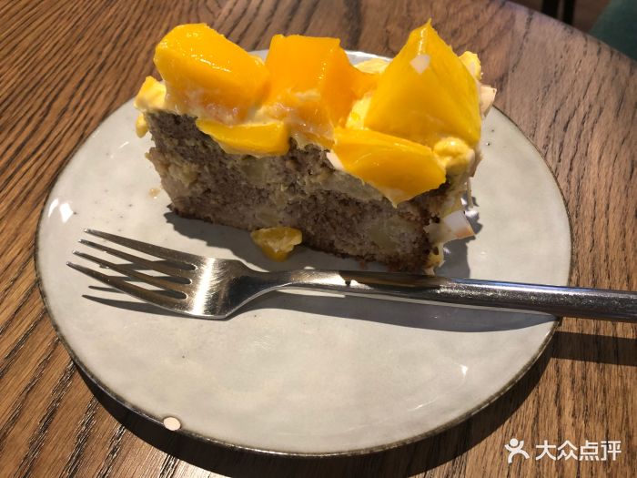 wagas沃歌斯(北京环宇荟购物中心店)芒果香蕉椰子蛋糕图片 - 第164张