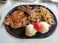 -豪客来牛排(中央花苑店)