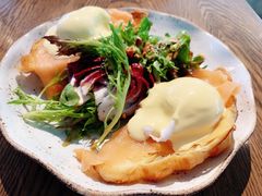 -ROAST coffee & eatery
