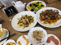 -良友·海鲜青岛菜·海肠捞饭(五四广场店)