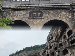 -龙门石窟