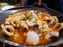 -老滇山寨•云南特色菜•地方菜•民族风情歌舞表演(金碧店)