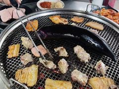 -小辣椒火盆烧烤(温泉南街店)