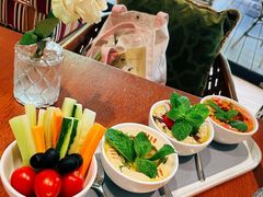 蘸酱拼盘-ELI FALAFEL Lebanese&Mediterranean黎巴嫩美食(富城路店)