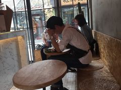 用餐区-METAL HANDS(五道营店)