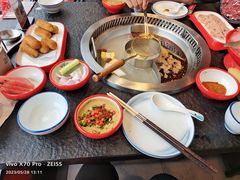 -醉董牛川派鲜肉自选火锅(烟台店)