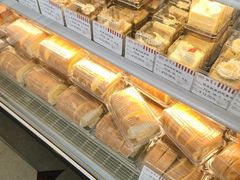 -红宝石·鲜奶小方·海派西点房(联洋店)