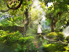 -Chom Cafe and Restaurant