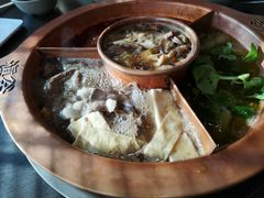 -滇釜火锅·能喝汤的火锅(车公庄店)