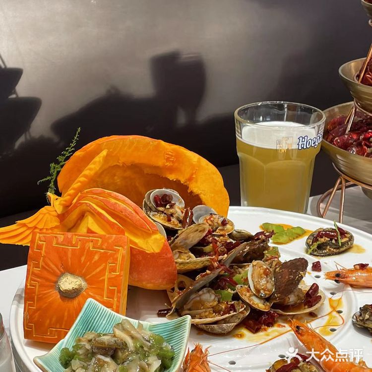 在威尼斯水城吃小龙虾，风景绝了