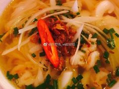 -Lanterns Vietnamese Restaurant