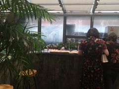 -HIGH FIVE哈福手工汉堡(桂林路店)