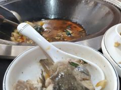 -老刘生态大鱼坊铁锅炖鱼(赛马场店)