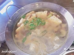 -88号小吃店·经典云南菜·地道纳西美食