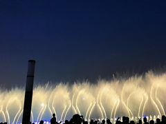 -东港音乐喷泉广场