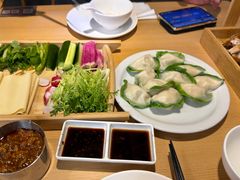 -关东小磨东北菜(上海长风大悦城店)