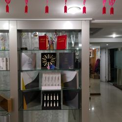 -Bollins波林丝•专研护发中心