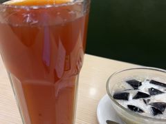 -佰搭果·广式茶餐厅(西华路店)