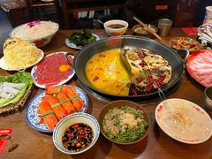 -萍姐火锅·公路夜市(武汉首店)