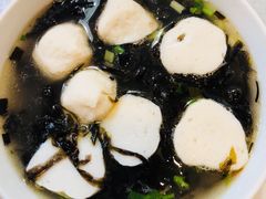 紫菜鱼丸汤-陈彪传统蚝烙