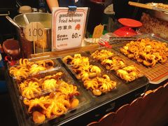 -席娜卡琳火车铁道夜市