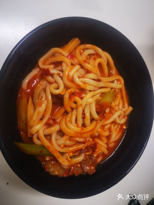 米兜兜米粉·新疆料理(川大店)招牌牛肉炒米粉图片