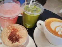 -Roast8ry Coffee Lab