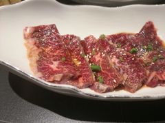 -山川小町·极番烧肉(新地假日广场店)
