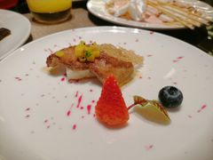 -大中华希尔顿酒店-念自助餐·嗨啤·小龙虾