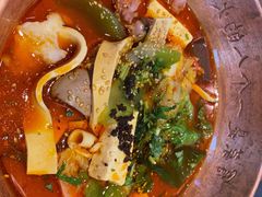 -成都你六姐·牛肉冒菜(城市集市合生汇店)