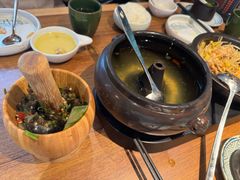 -云海肴·汽锅鸡·云南菜(天山百盛优客店)