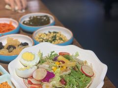 -明洞阿姨·韩式酱蟹烤肉·创意料理(三元桥店)