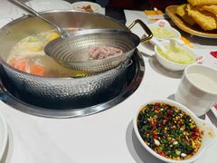 -犇鼎牛潮汕牛肉火锅(新辰里学清路店)