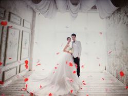 点击看大图 -太郎花子婚纱摄影艺术中心