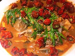 葱焖鱼头-上名堂·鱼头好吃(体育场路店)