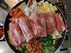 -MI WU FACTORY米屋美食工厂餐厅(绿地店)