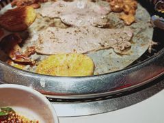 -钱小奴创意自助餐厅·山野黑猪肉畅吃(苏州昆山招商花园城店)